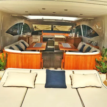 Yacht Portisco