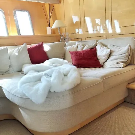Yacht Portisco